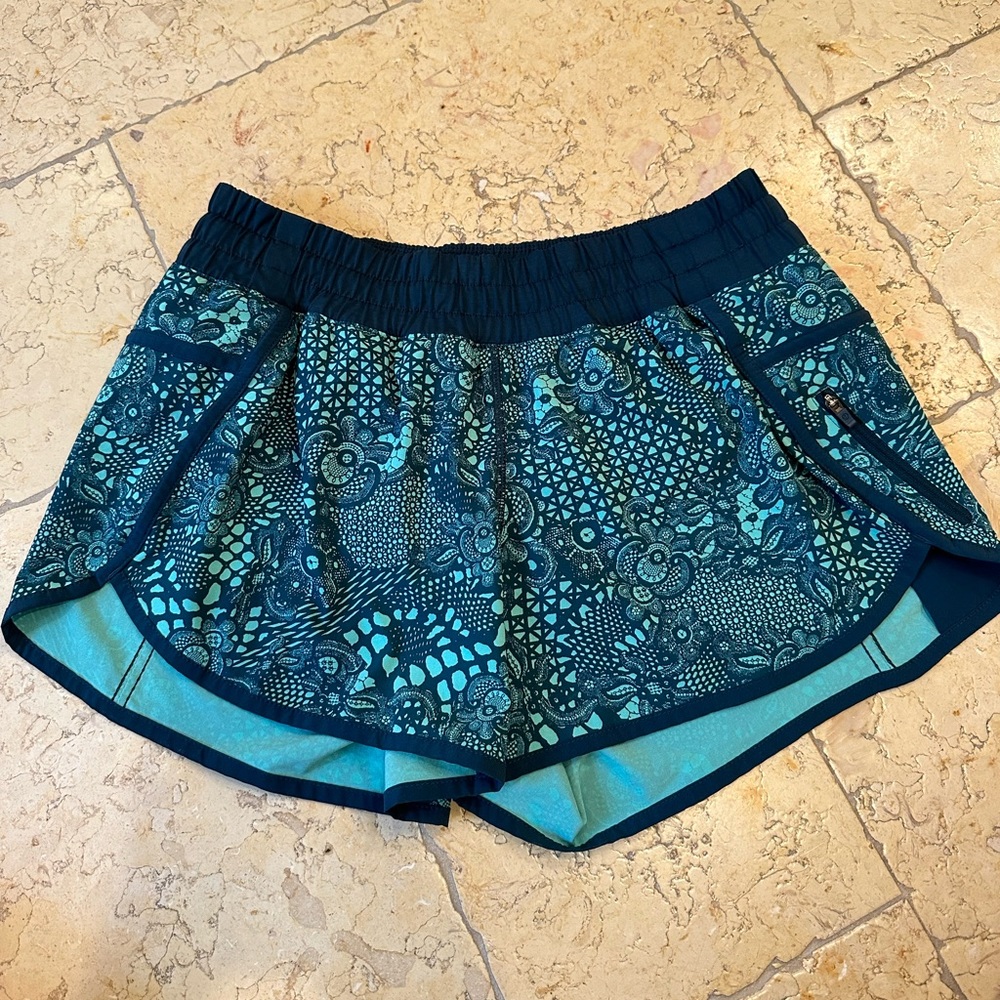 Lululemon Tracker Shorts